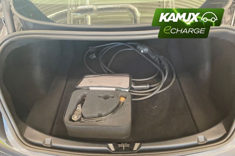 Tesla Model 3 bild 13