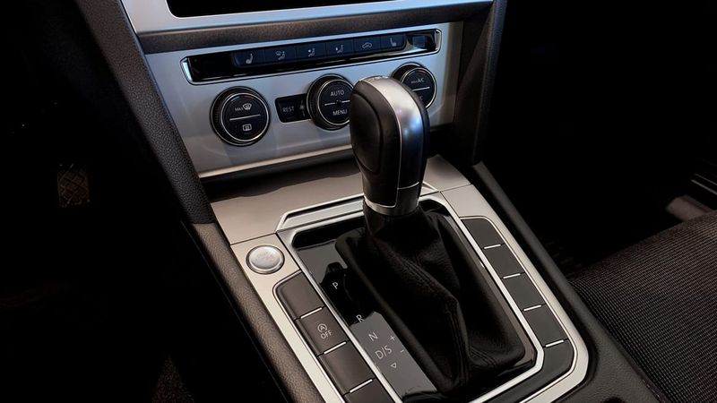 Volkswagen Passat bild 14