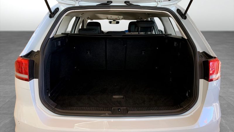 Volkswagen Passat bild 12