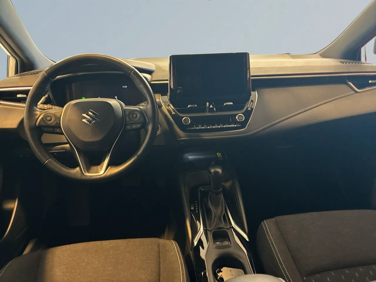 Vehicle image 7