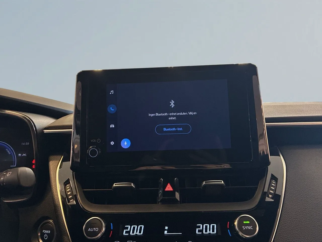 Vehicle image 14