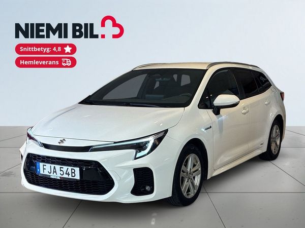 Suzuki Swace Hybrid 1.8 Inclusive MOMS Backkamera Rattvärme S&V-däck - 2024