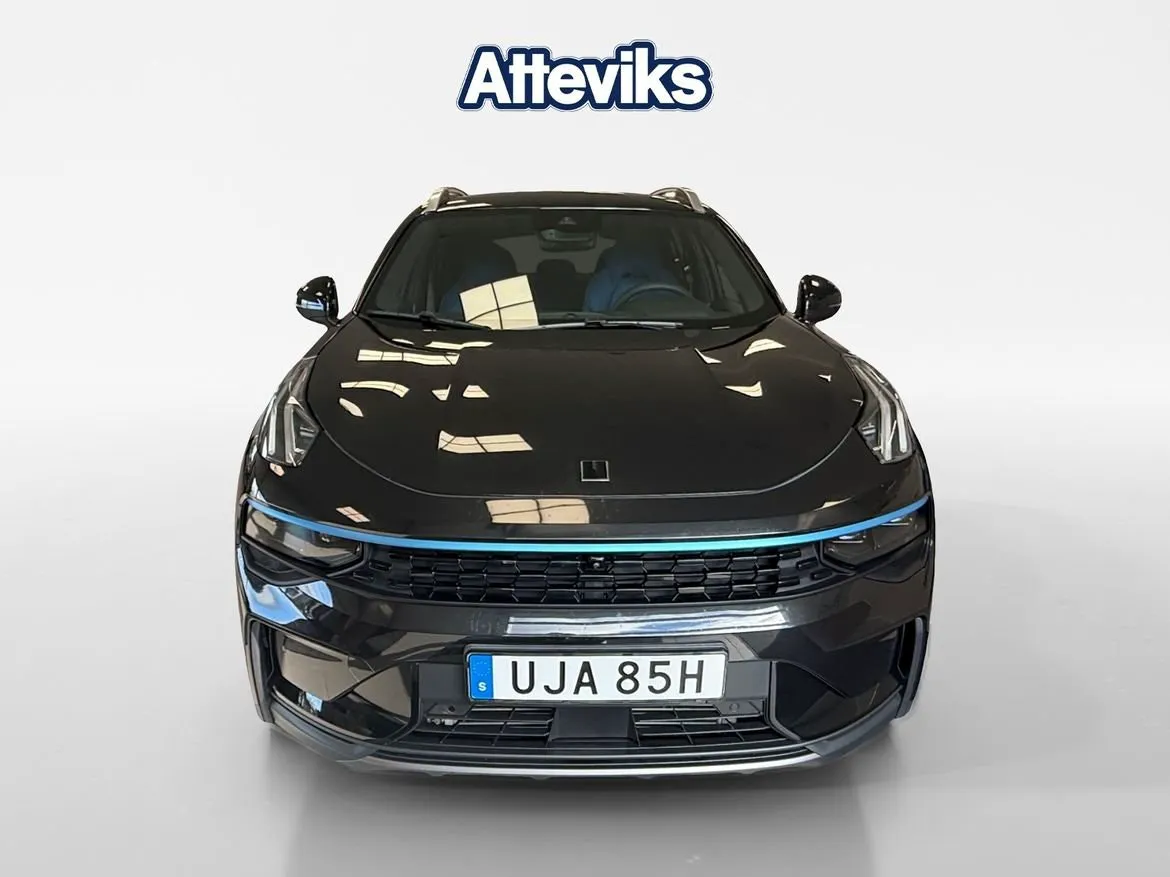 Vehicle image 7