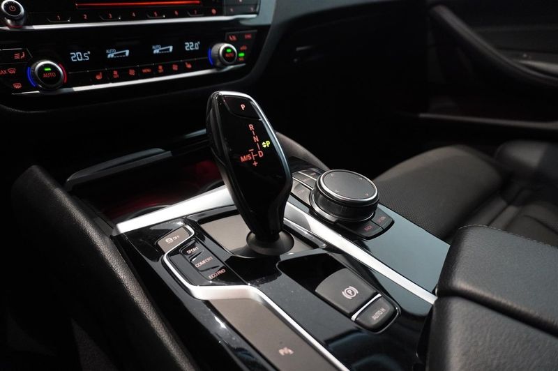 BMW 520 bild 7