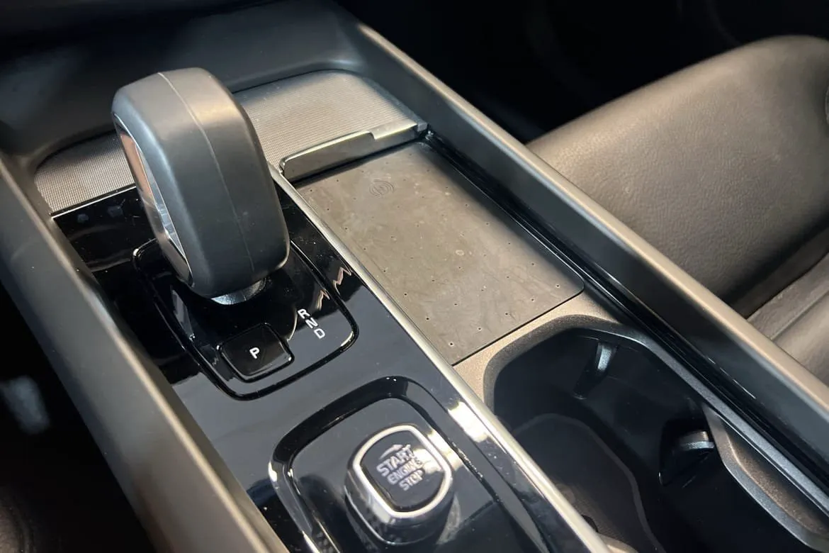 Vehicle image 22