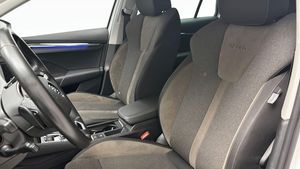 Skoda Octavia bild 8