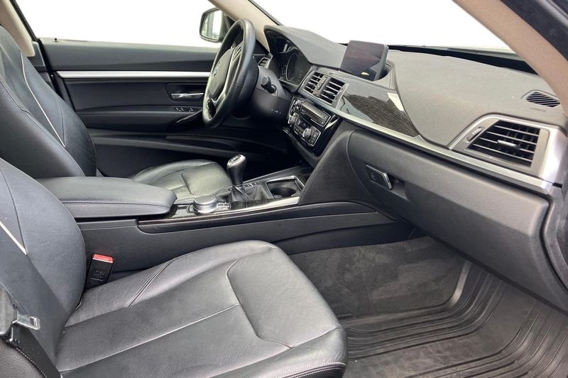 BMW 320 bild 7