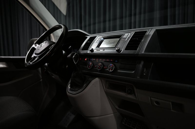 Volkswagen Caravelle bild 29