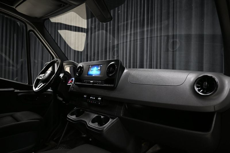Mercedes Sprinter bild 28