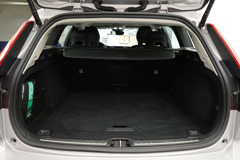 Volvo V60 bild 8