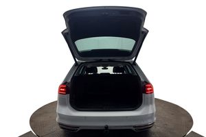 Volkswagen Passat bild 8