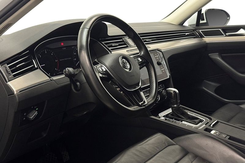 Volkswagen Passat bild 13