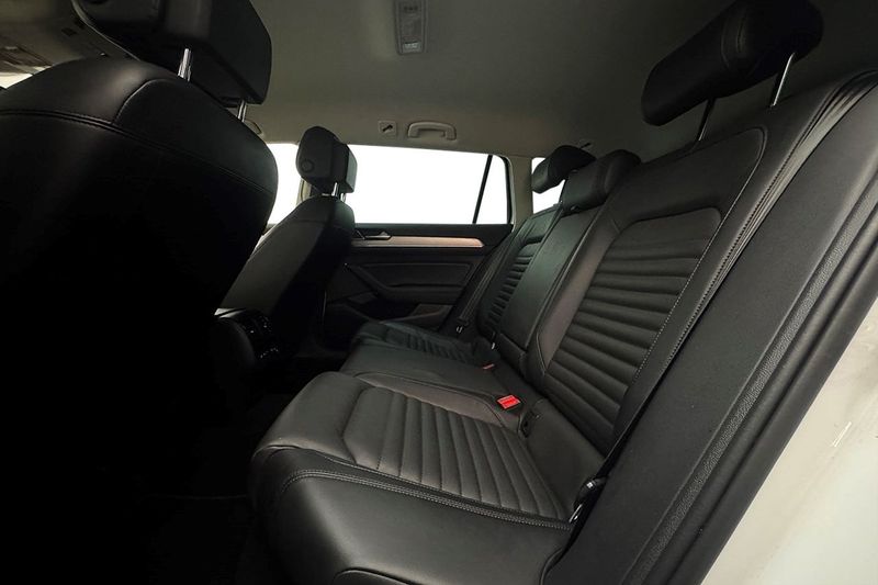Volkswagen Passat bild 15