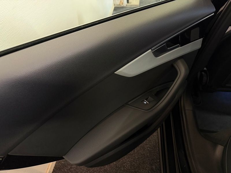Audi A4 bild 24