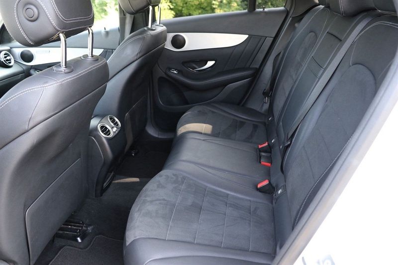 Mercedes GLC220 bild 9