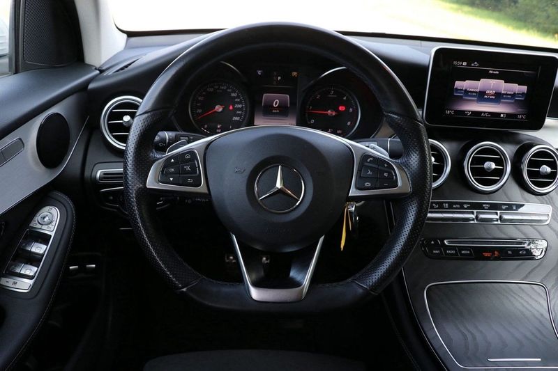 Mercedes GLC220 bild 11