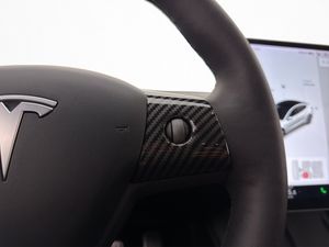 Tesla Model 3 bild 21