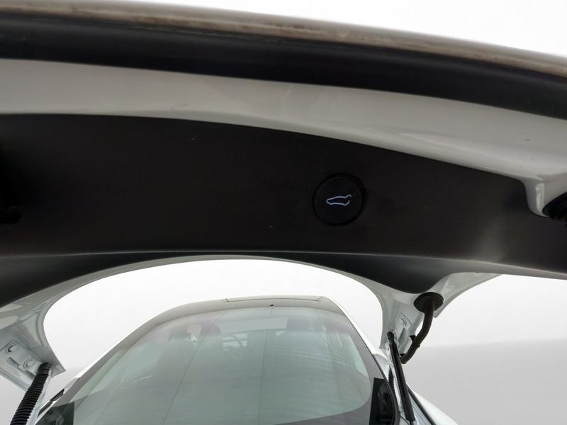 Tesla Model 3 bild 27