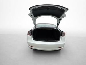 Tesla Model 3 bild 9