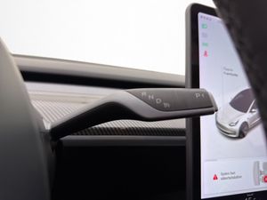 Tesla Model 3 bild 32