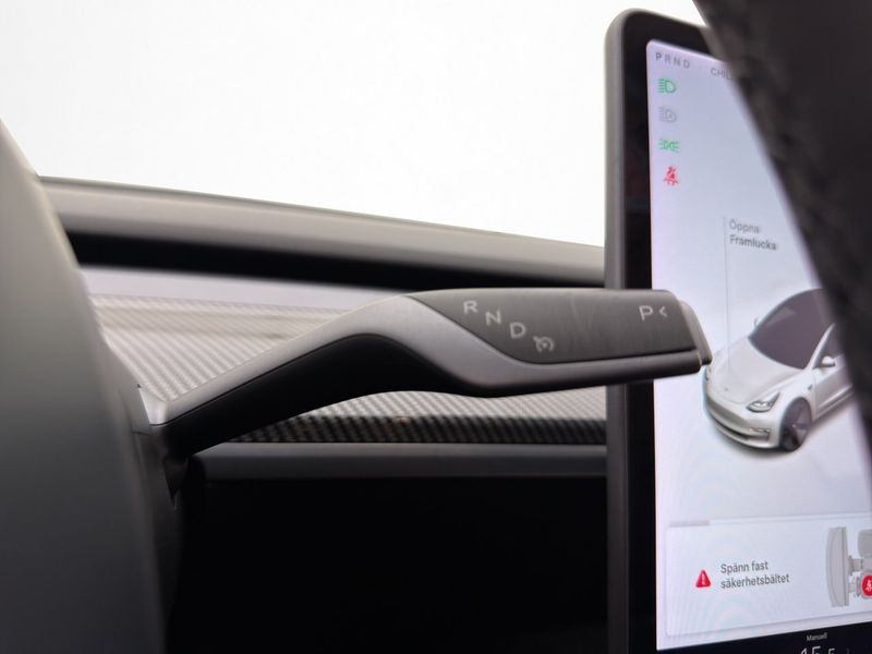 Tesla Model 3 bild 32