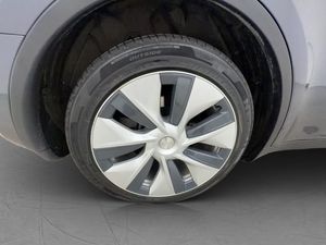 Tesla Model Y bild 34