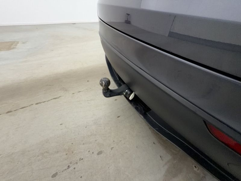 Tesla Model Y bild 11