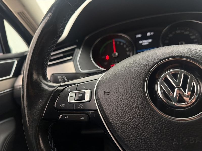 Volkswagen Passat bild 24