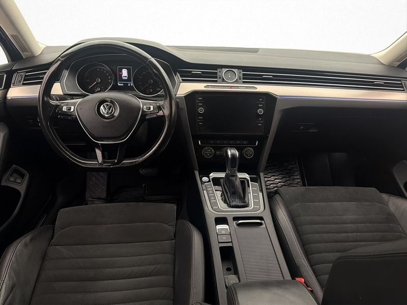 Volkswagen Passat bild 11