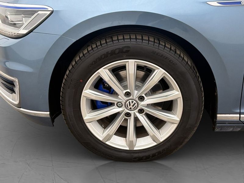 Volkswagen Passat bild 31