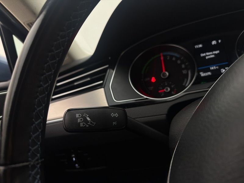 Volkswagen Passat bild 27