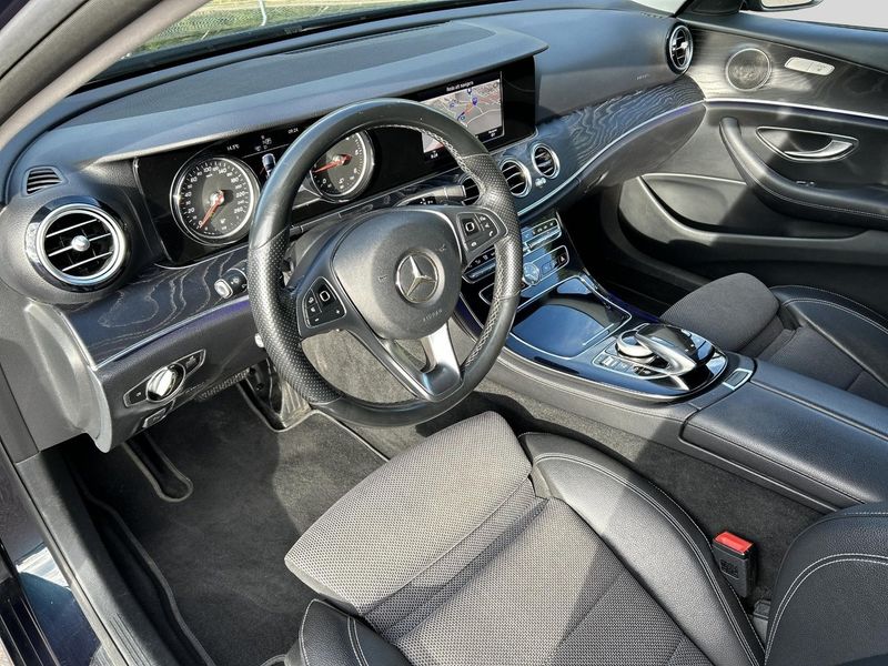 Mercedes E220 bild 5