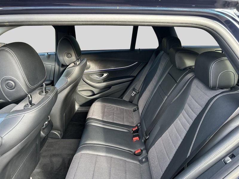 Mercedes E220 bild 9