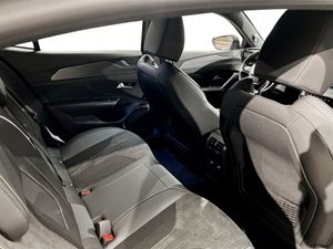 Peugeot 408 bild 13