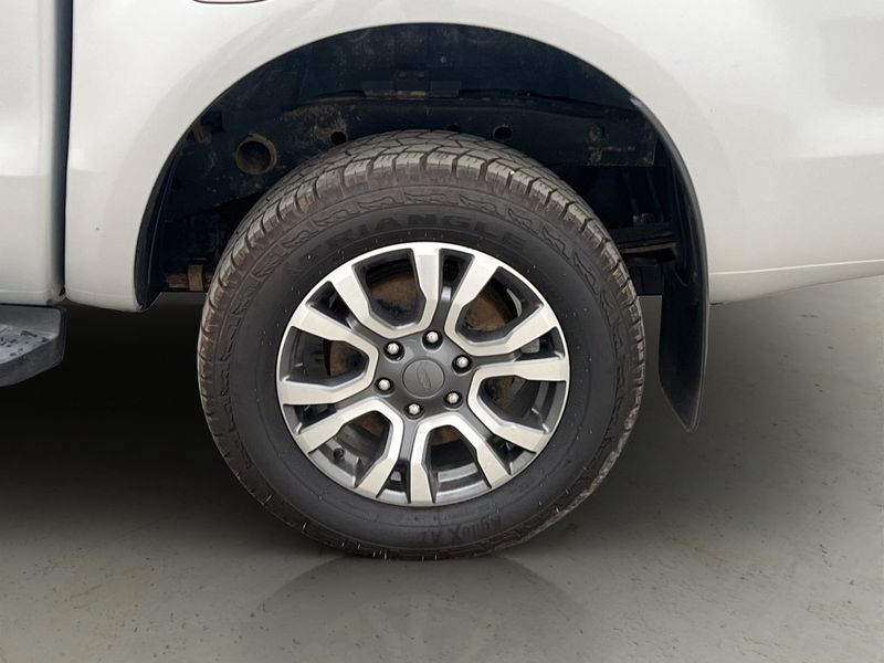Ford Ranger bild 32