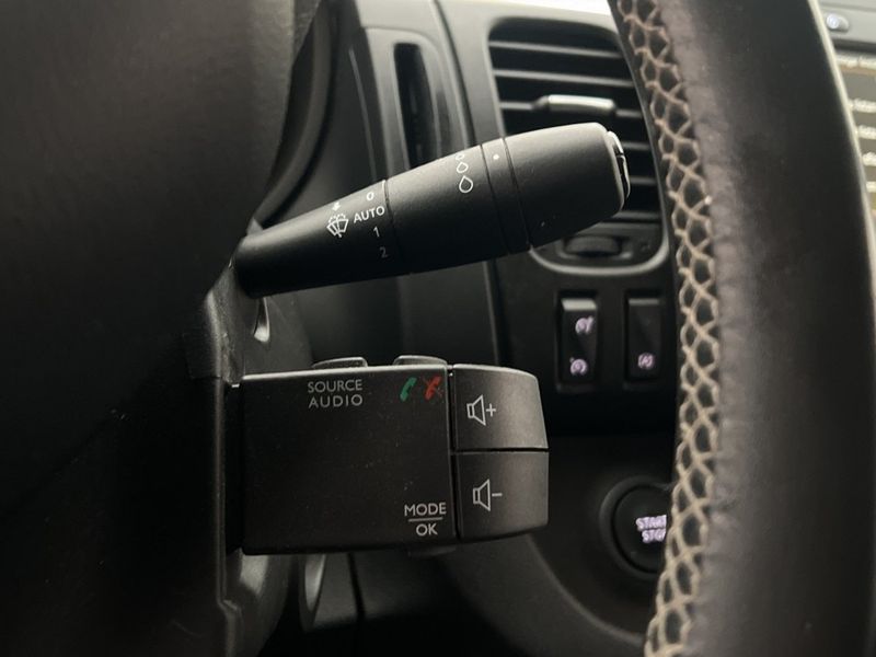 Renault Trafic bild 21