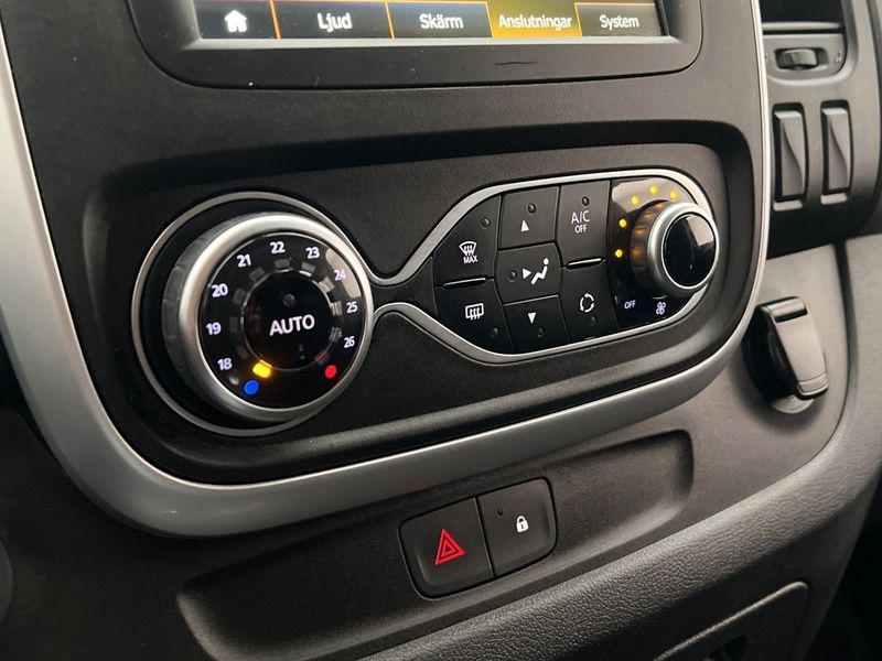 Renault Trafic bild 25