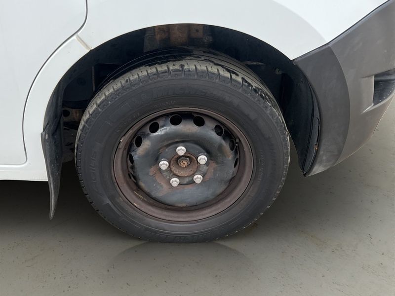Nissan NV400 bild 26