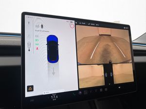 Tesla Model 3 bild 17