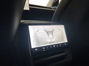 Tesla Model 3 bild 29