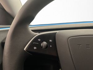 Tesla Model 3 bild 14