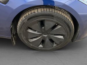 Tesla Model 3 bild 33