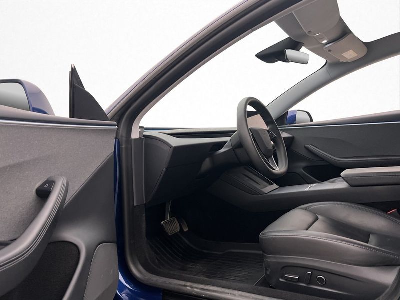 Tesla Model 3 bild 16