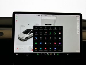 Tesla Model Y bild 21