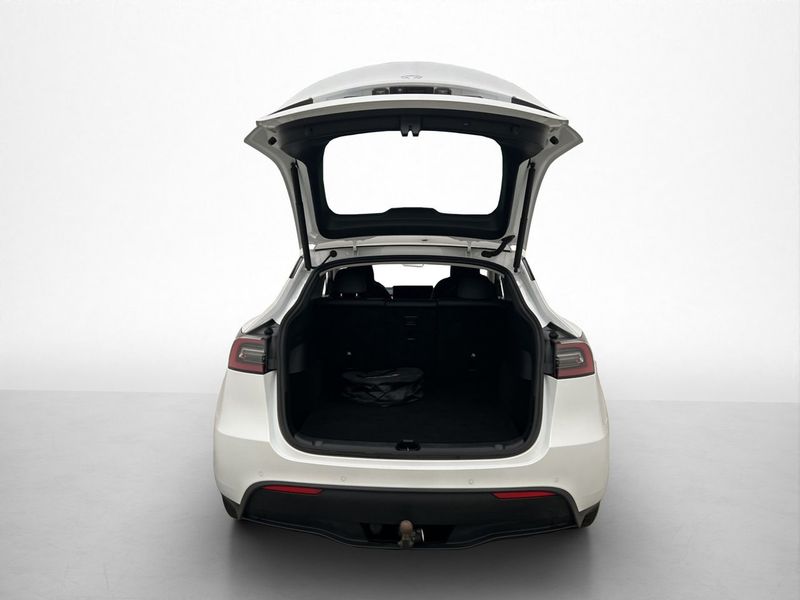 Tesla Model Y bild 29