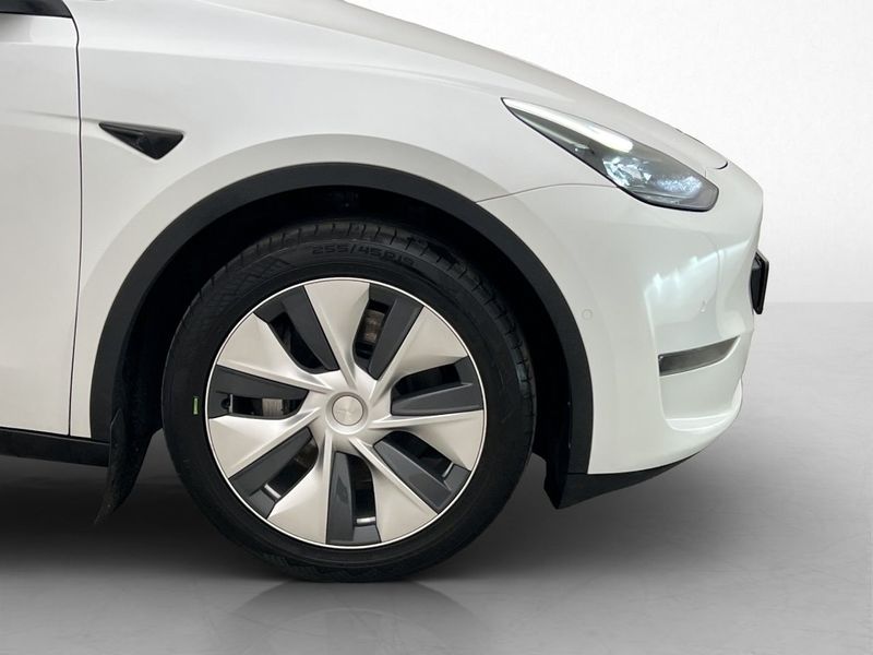 Tesla Model Y bild 34