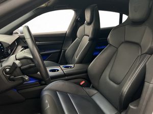 Porsche Taycan bild 12