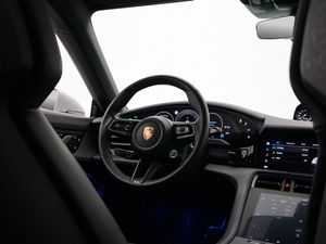 Porsche Taycan bild 22