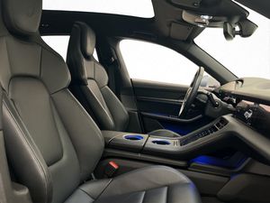 Porsche Taycan bild 33