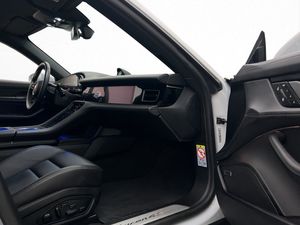 Porsche Taycan bild 34